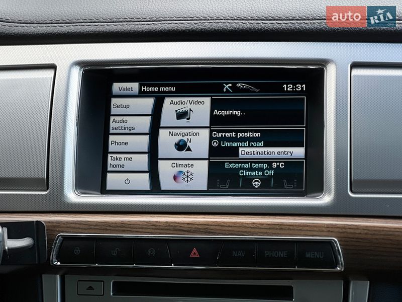 Седан Jaguar XF 2013 в Львові