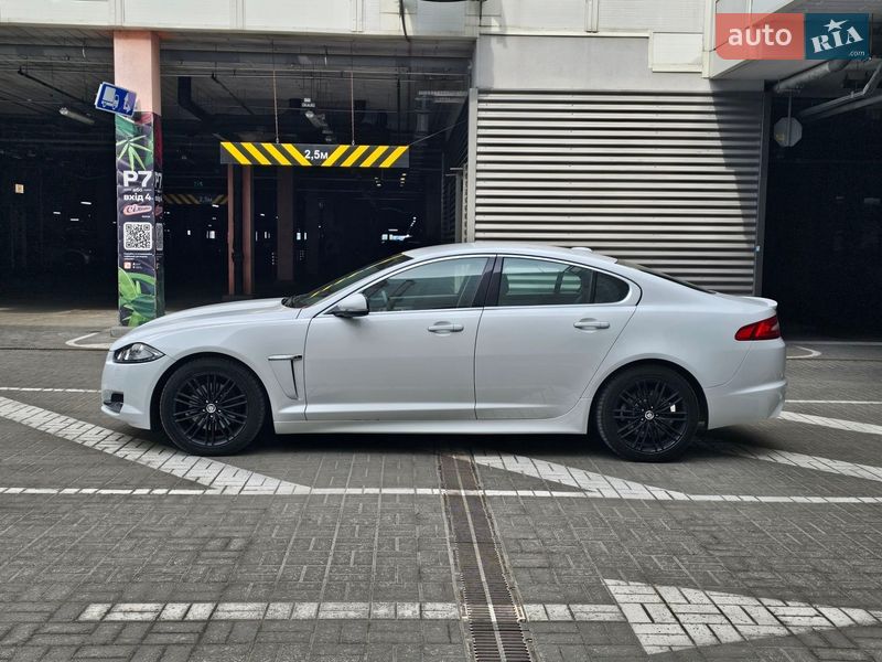 Седан Jaguar XF 2012 в Киеве фото 9 Седан Jaguar XF 2012 в Киеве