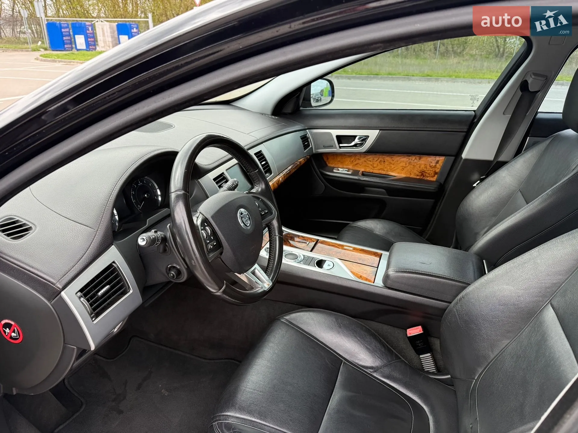 2012 Jaguar XF - мініатюра 15