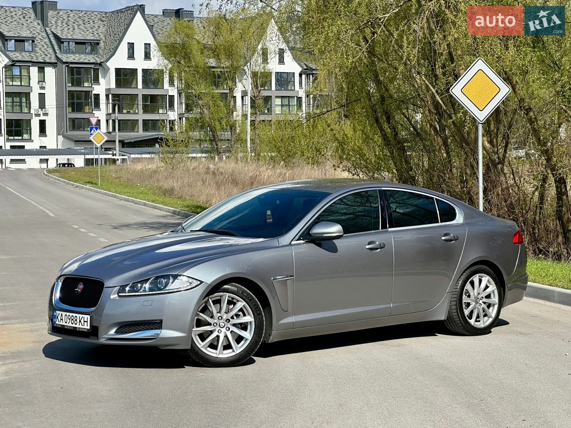 2014 Jaguar XF - фото 1