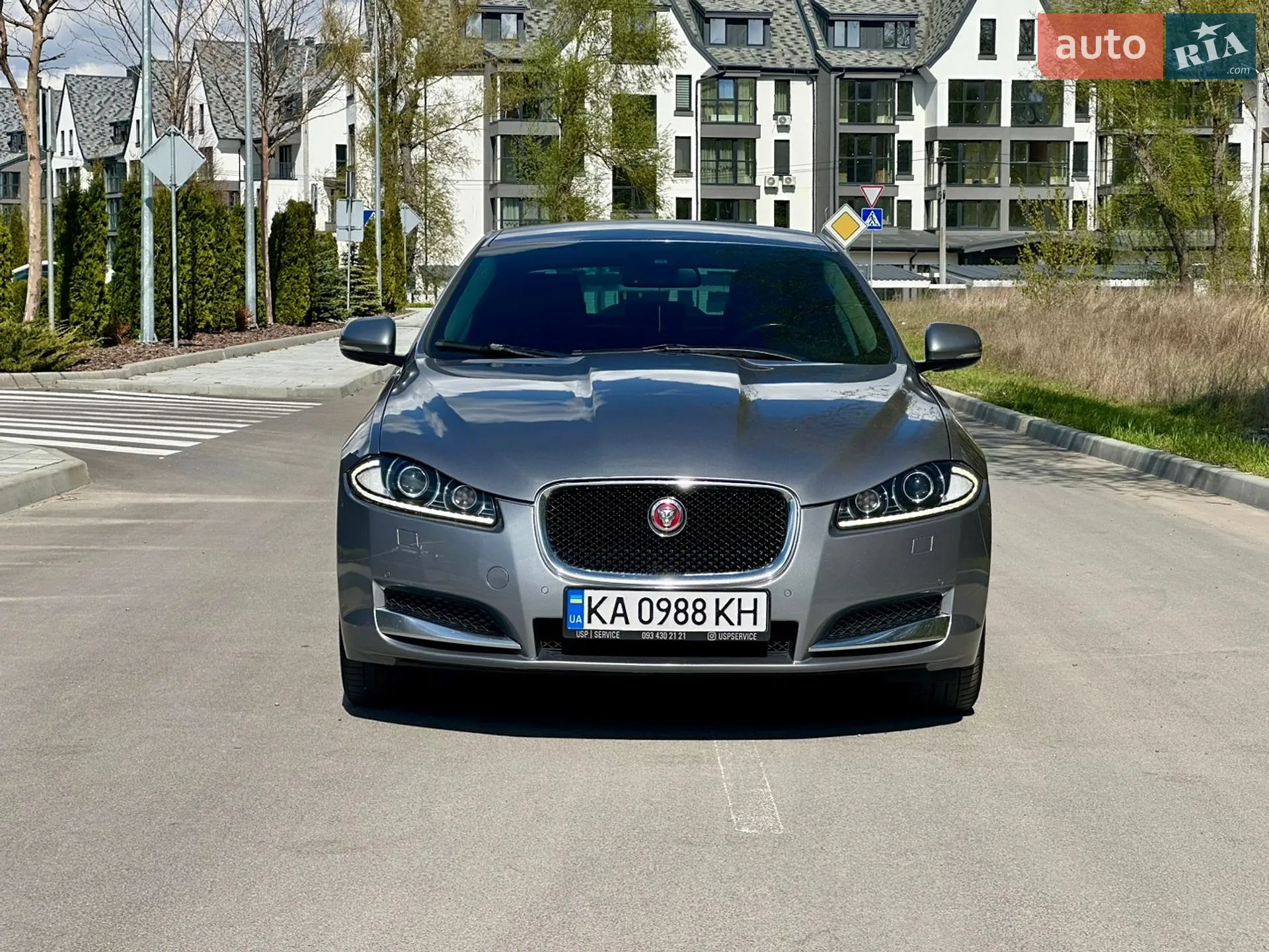 2014 Jaguar XF - мініатюра 3
