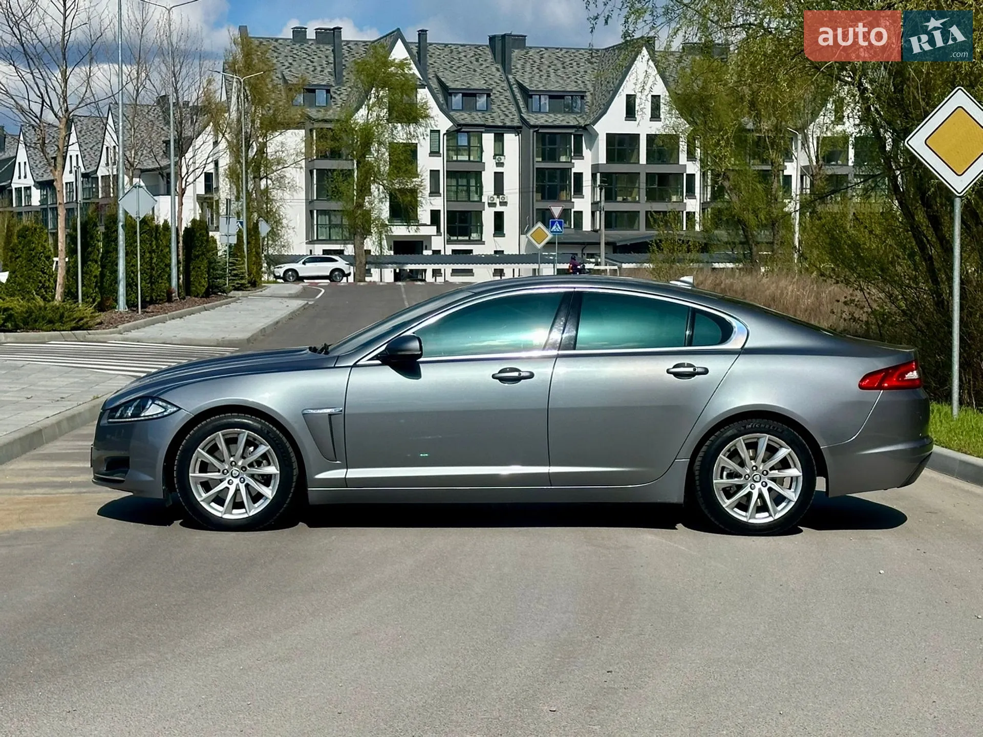 2014 Jaguar XF - мініатюра 5