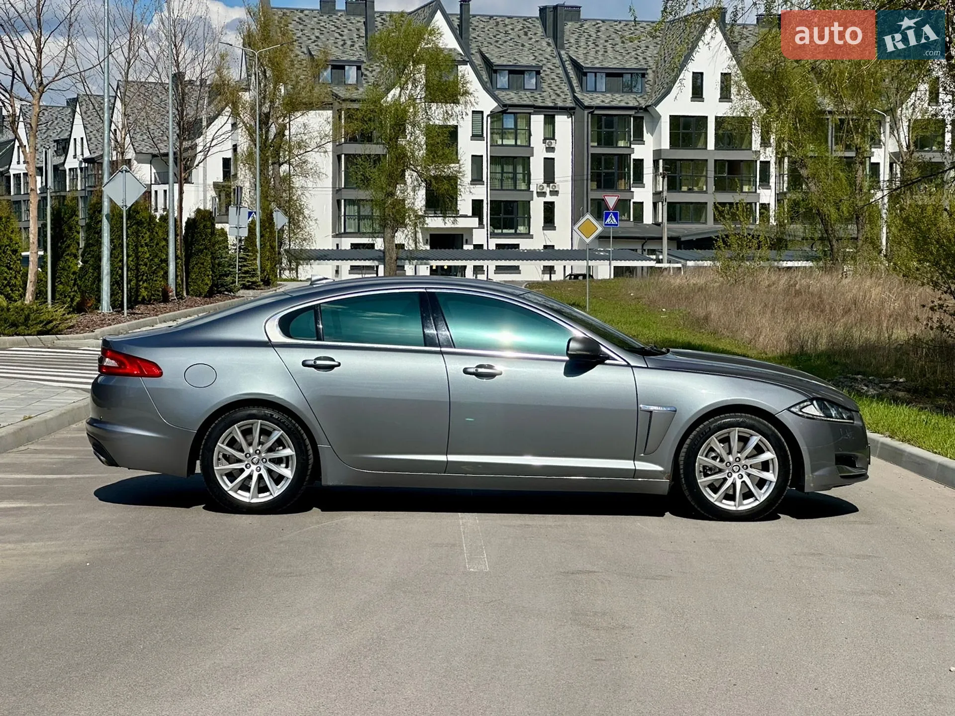 2014 Jaguar XF - мініатюра 6
