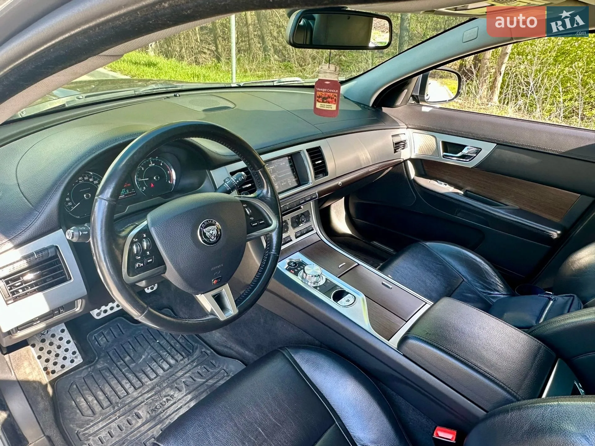 2014 Jaguar XF - мініатюра 16