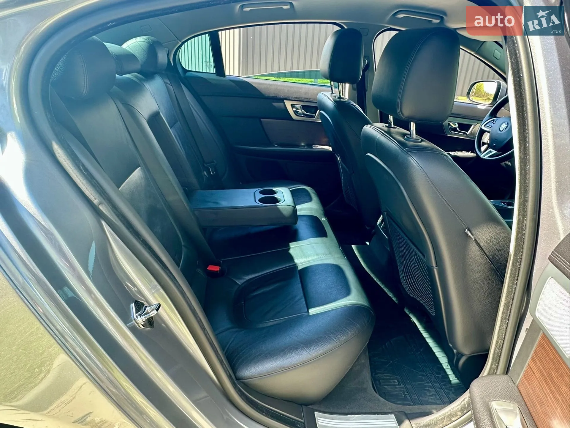 2014 Jaguar XF - мініатюра 21