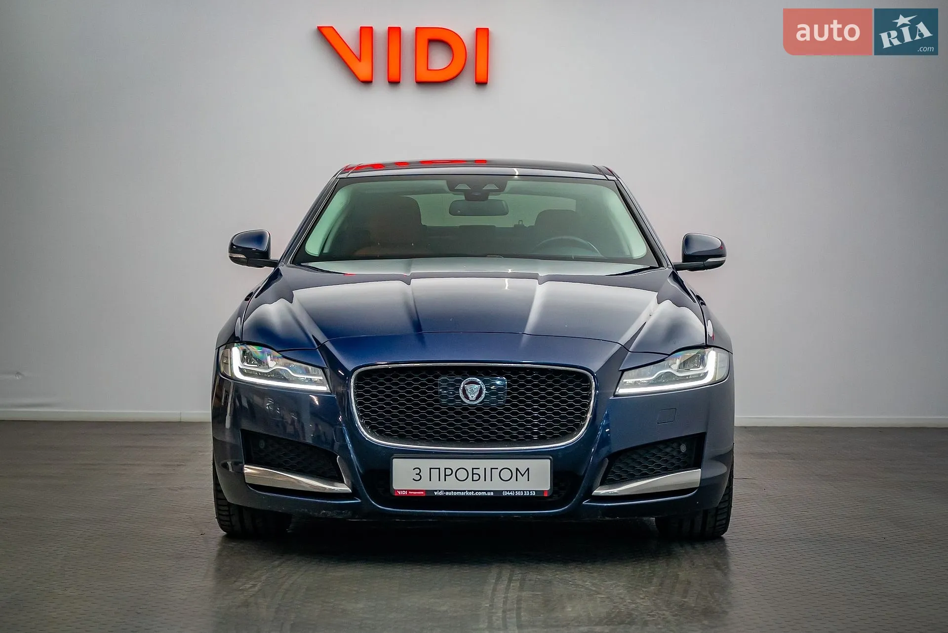 2016 Jaguar XF - мініатюра 2