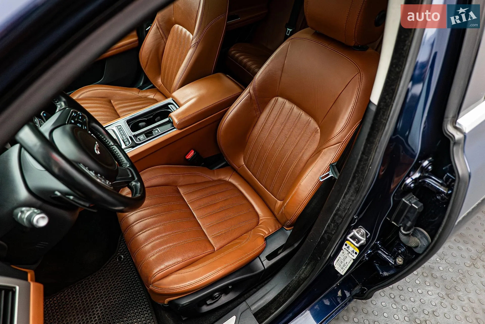 2016 Jaguar XF - мініатюра 11
