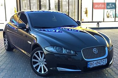 Седан Jaguar XF 2013 в Мукачево