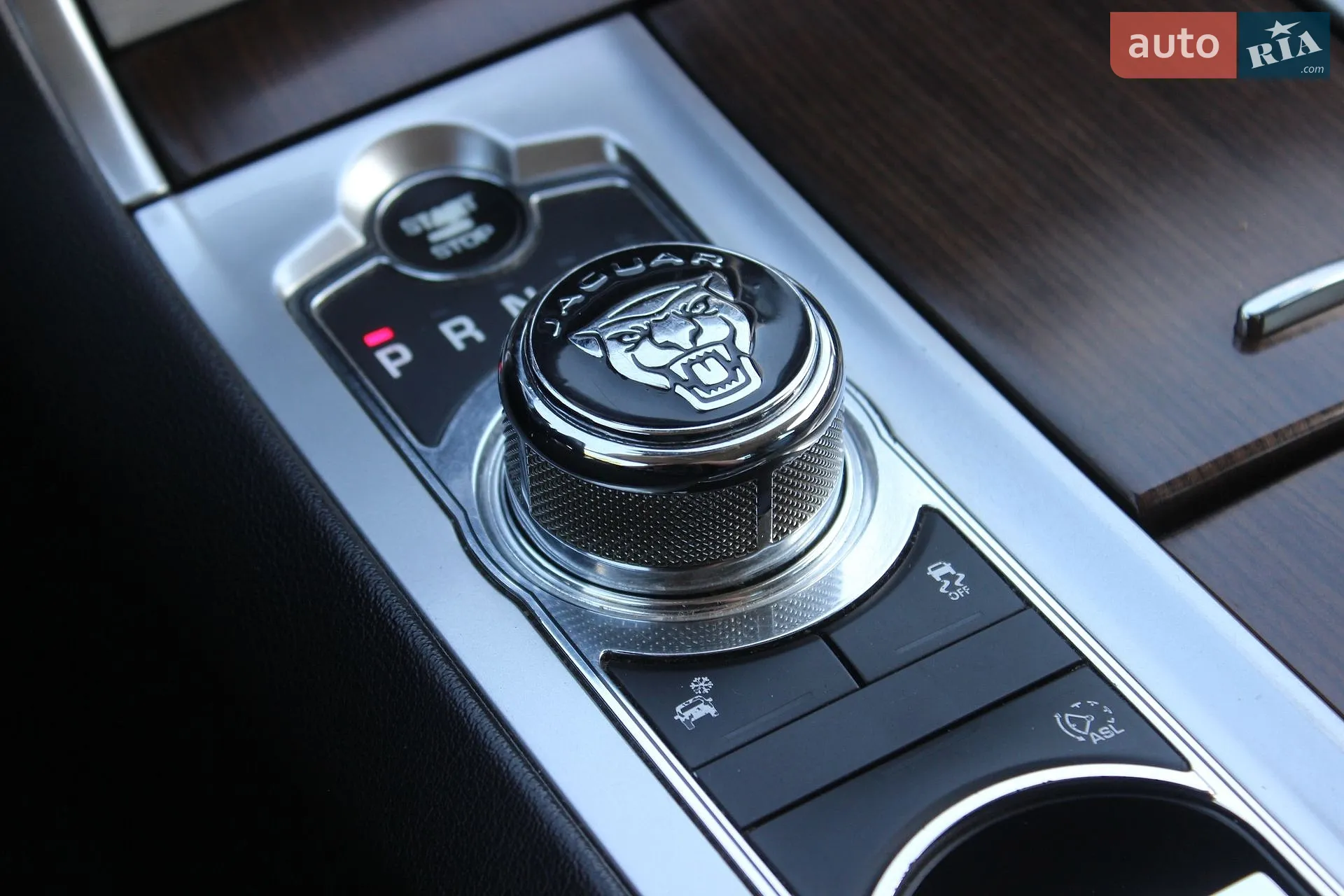 2012 Jaguar XF - мініатюра 35