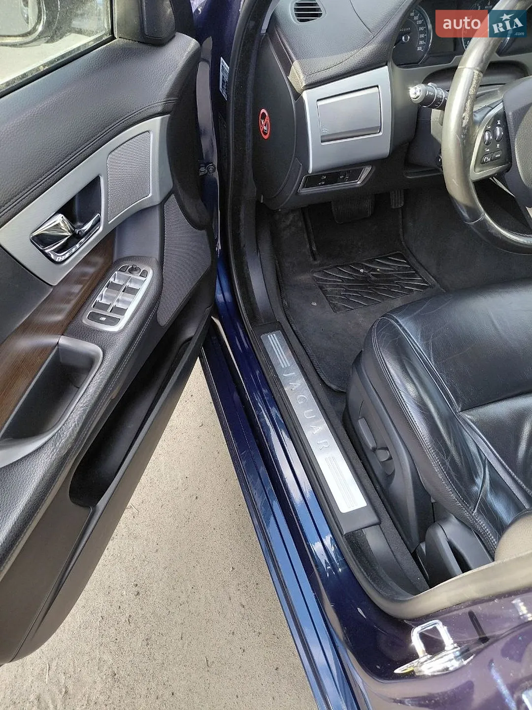 2013 Jaguar XF - мініатюра 6