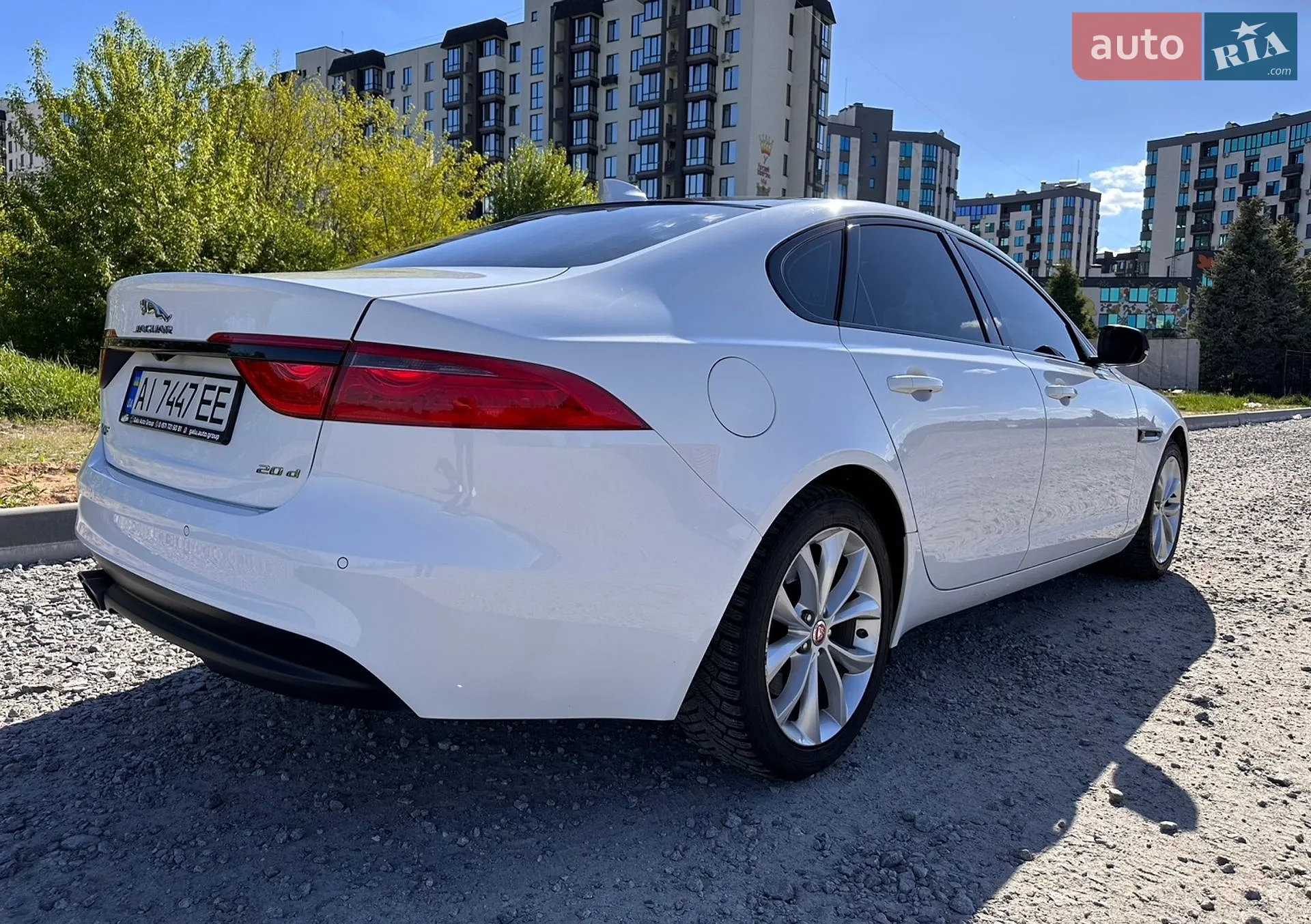 2016 Jaguar XF - мініатюра 14