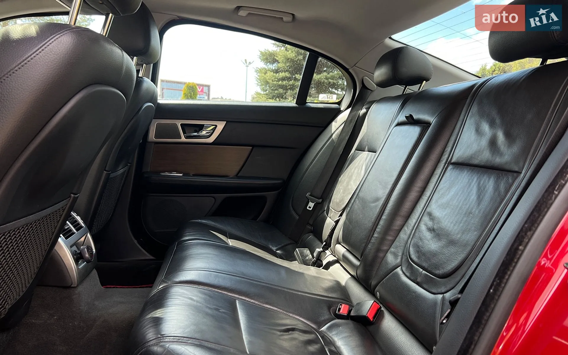 2013 Jaguar XF - мініатюра 21