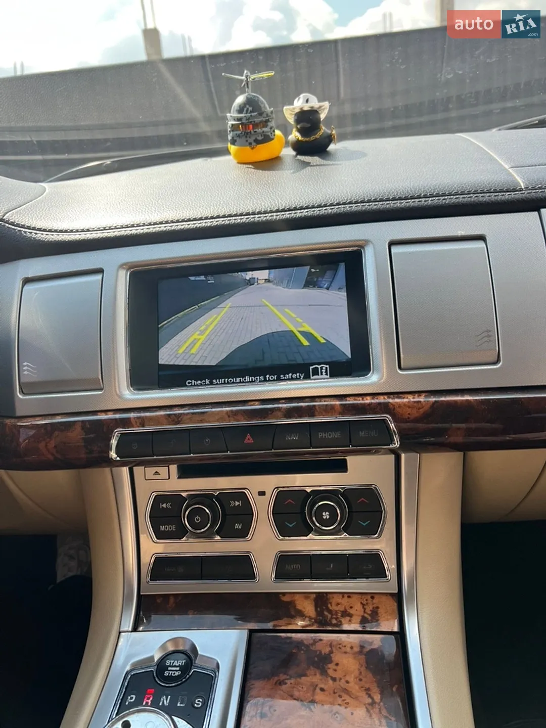 2015 Jaguar XF - мініатюра 11