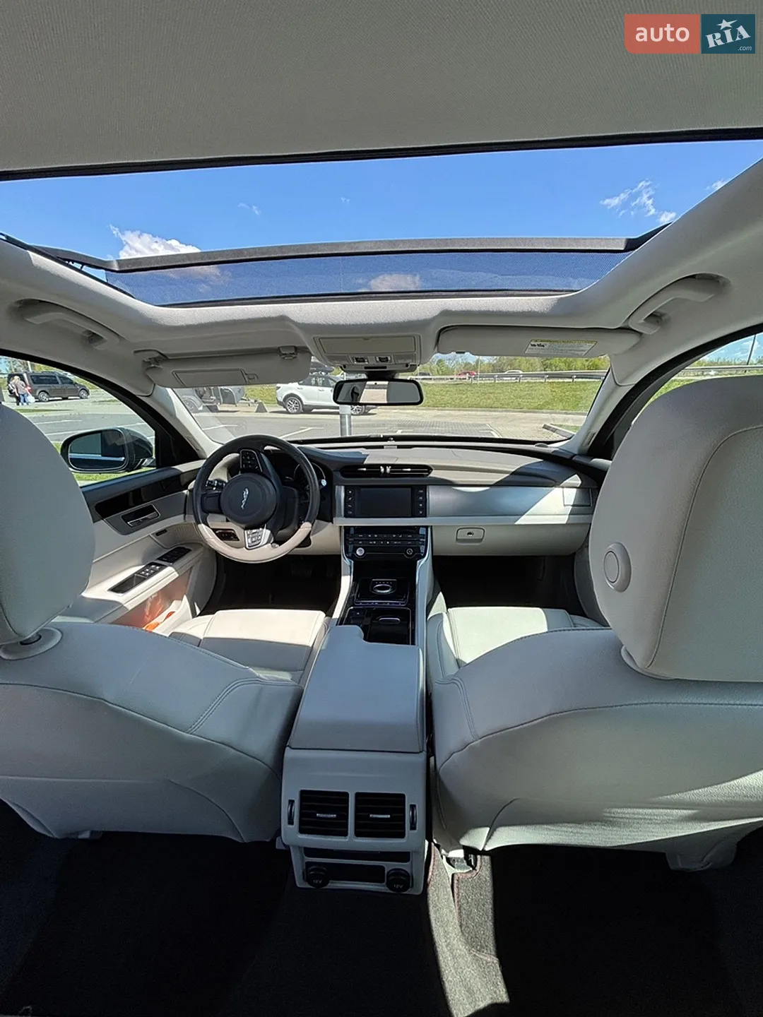 2016 Jaguar XF - мініатюра 7