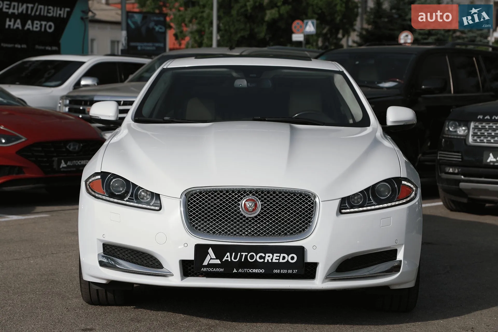2015 Jaguar XF - мініатюра 2