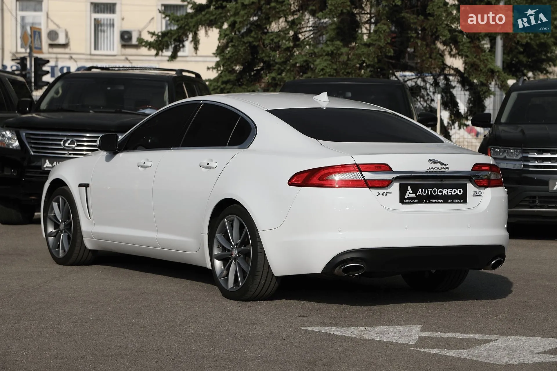 2015 Jaguar XF - мініатюра 8