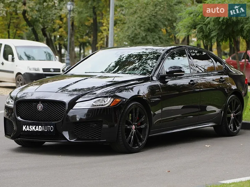 Jaguar XF 2015