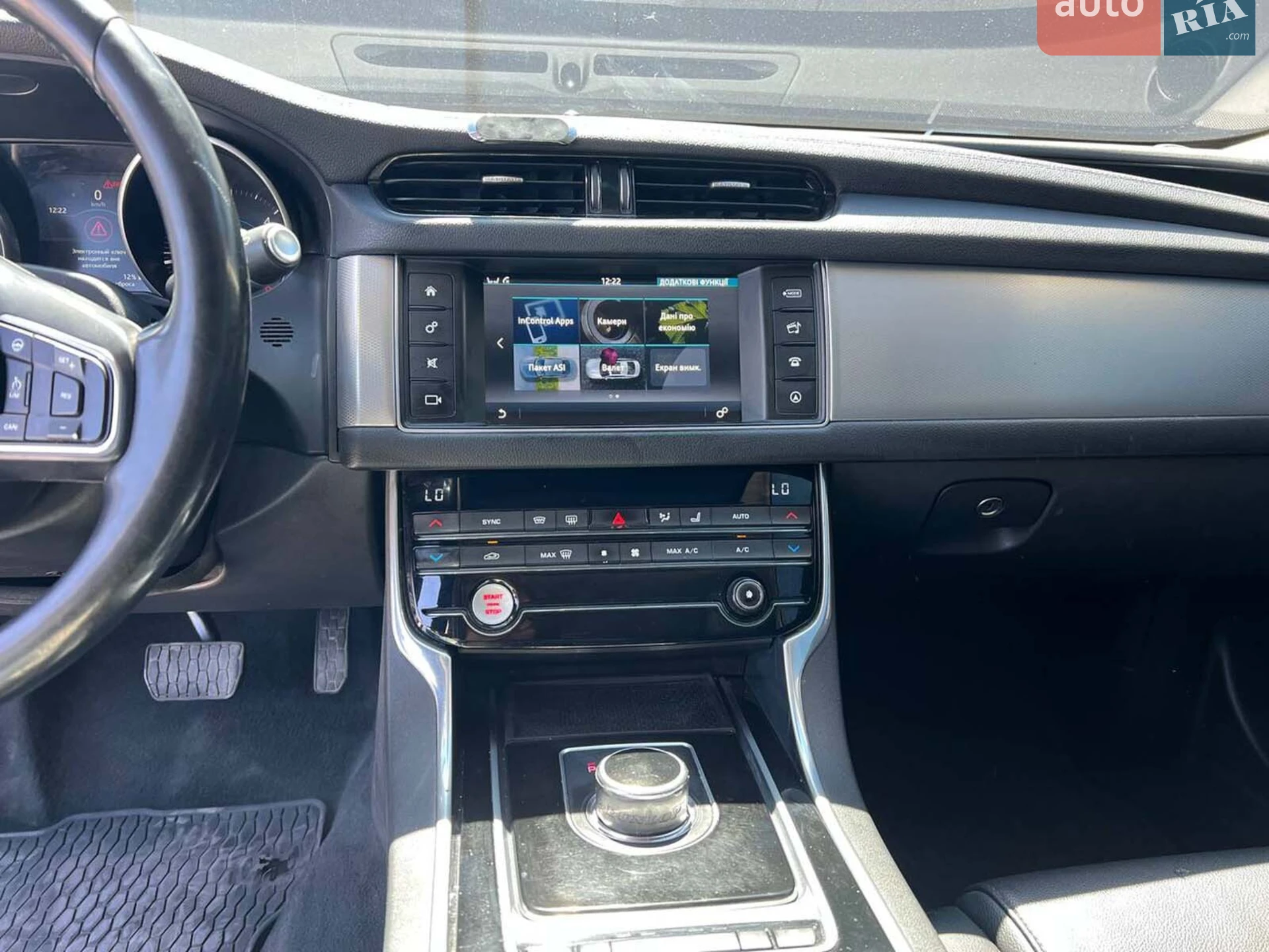 2016 Jaguar XF - мініатюра 29