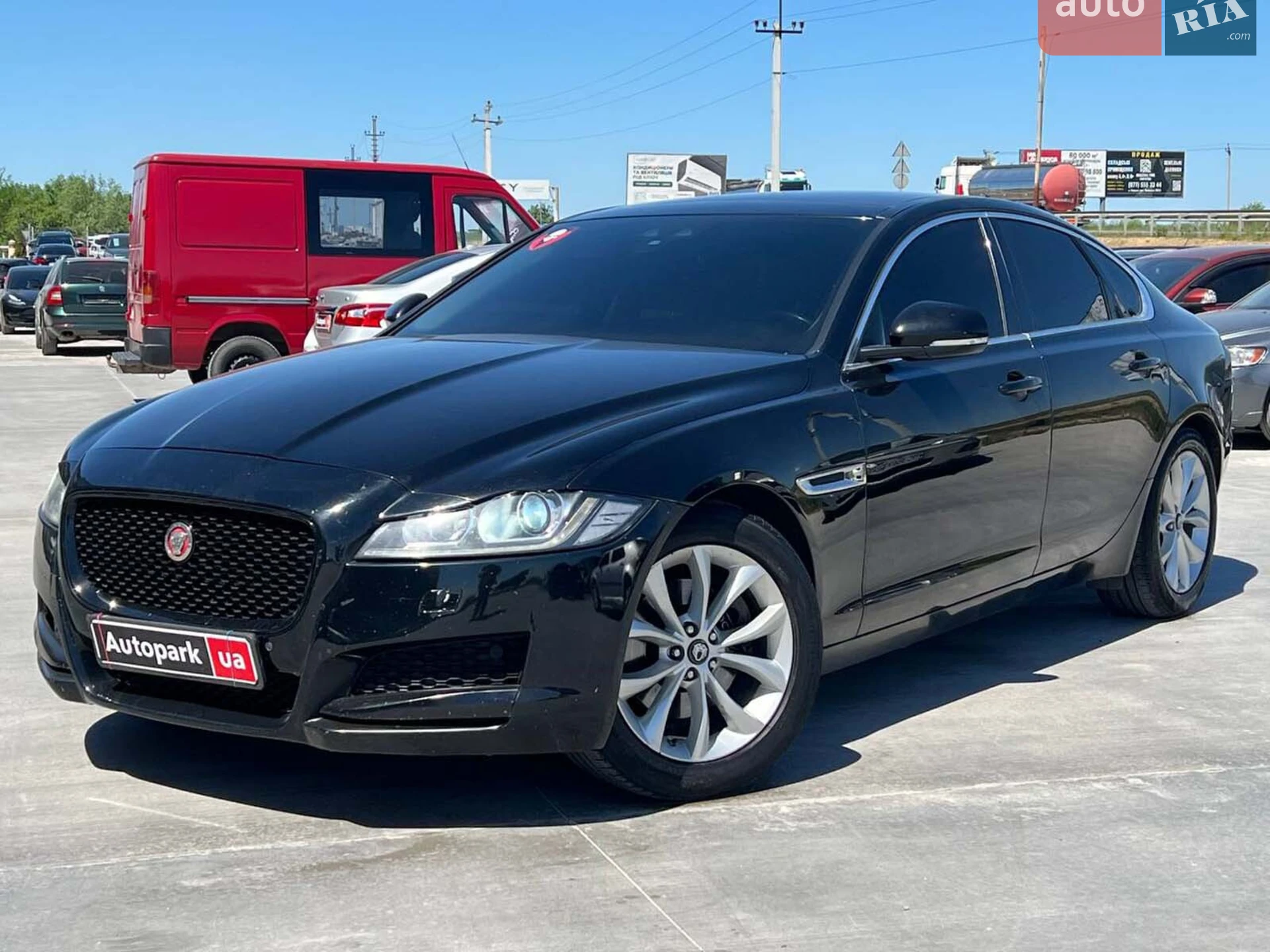 2016 Jaguar XF - фото 1