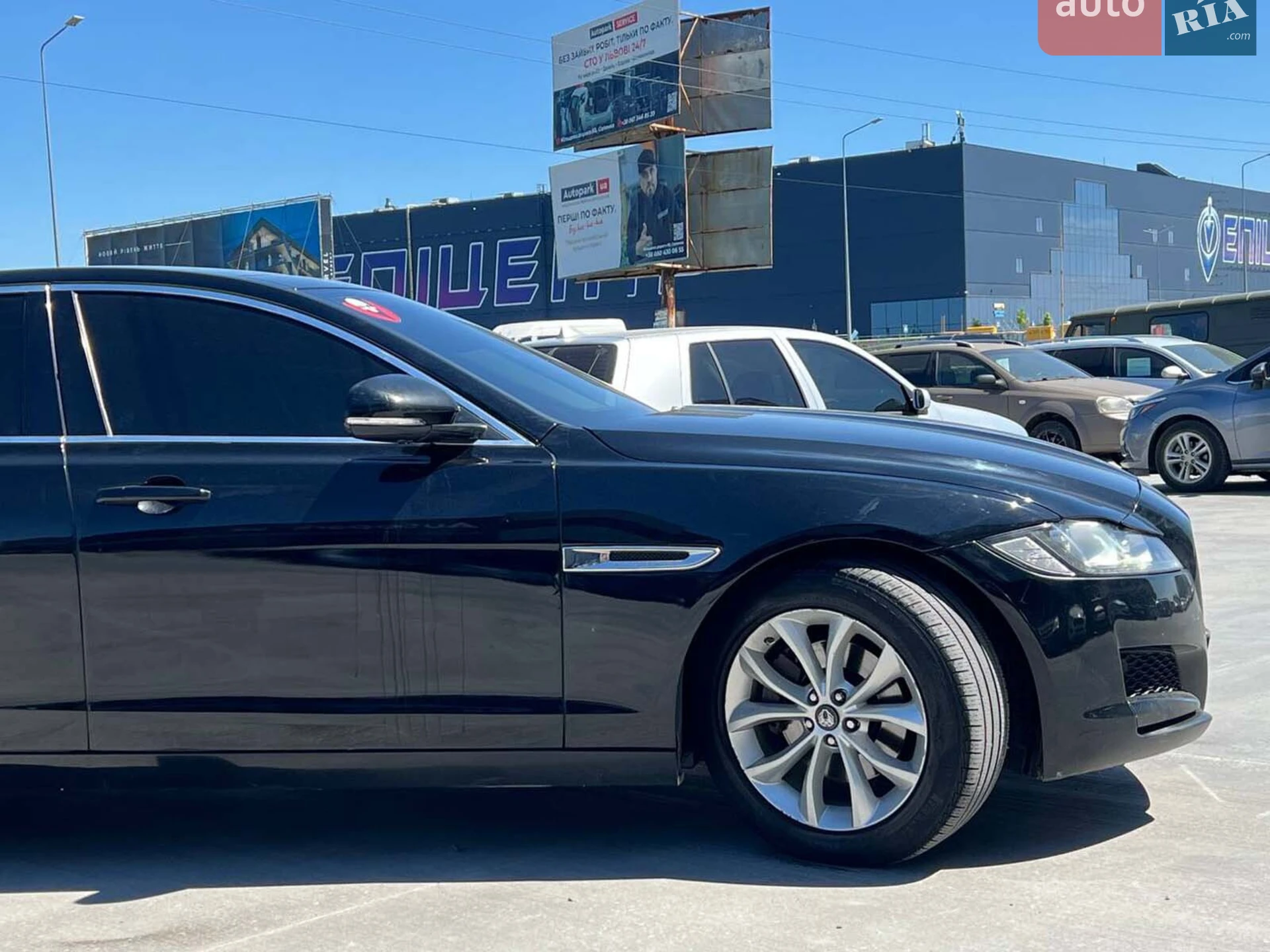 2016 Jaguar XF - мініатюра 11