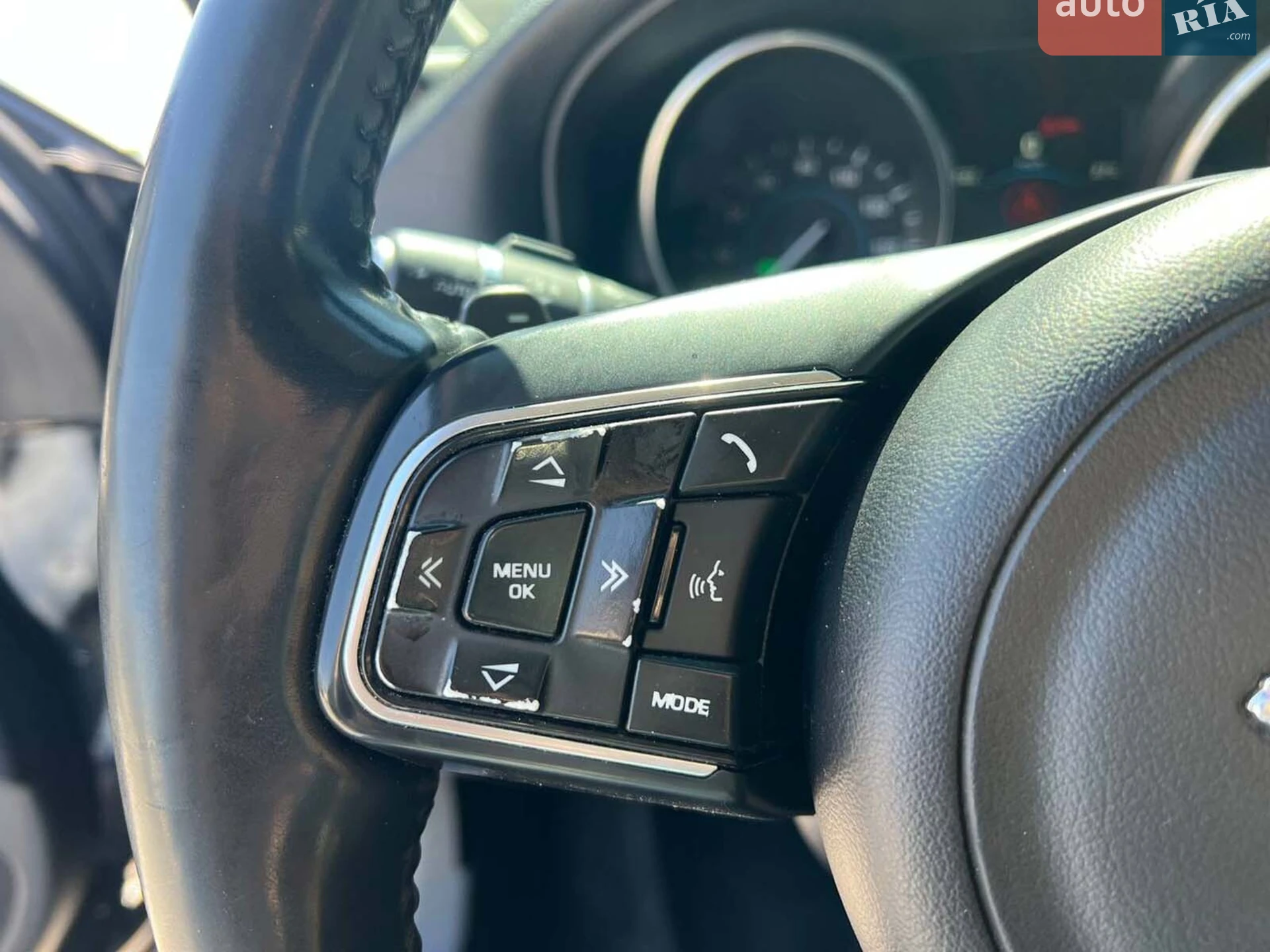 2016 Jaguar XF - мініатюра 25