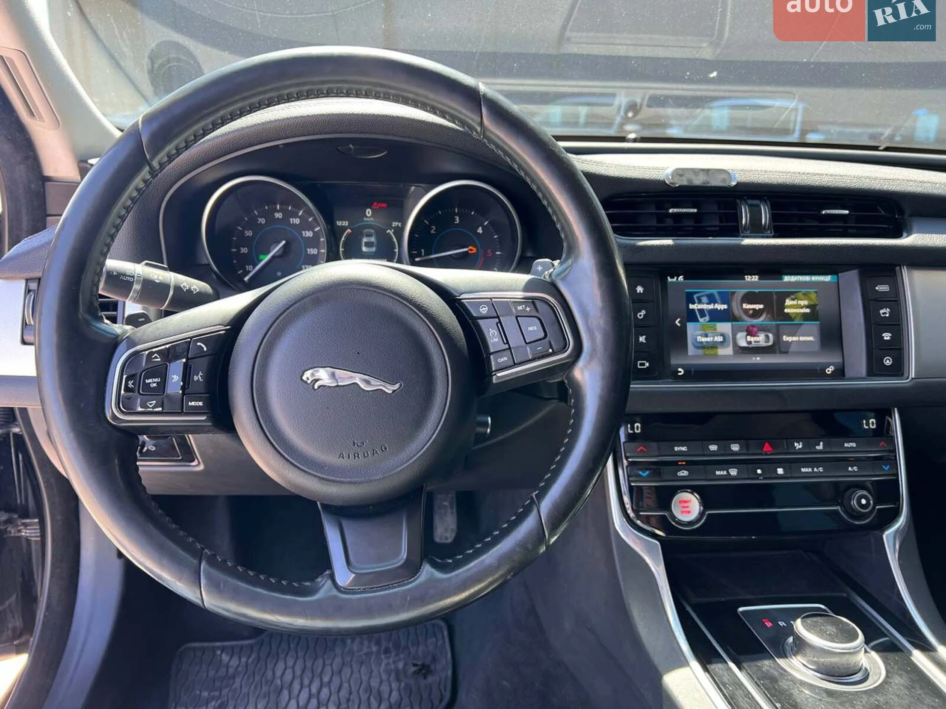 2016 Jaguar XF - мініатюра 23