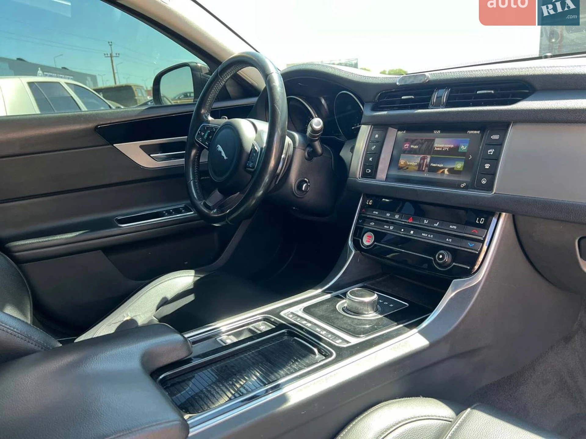 2016 Jaguar XF - мініатюра 46