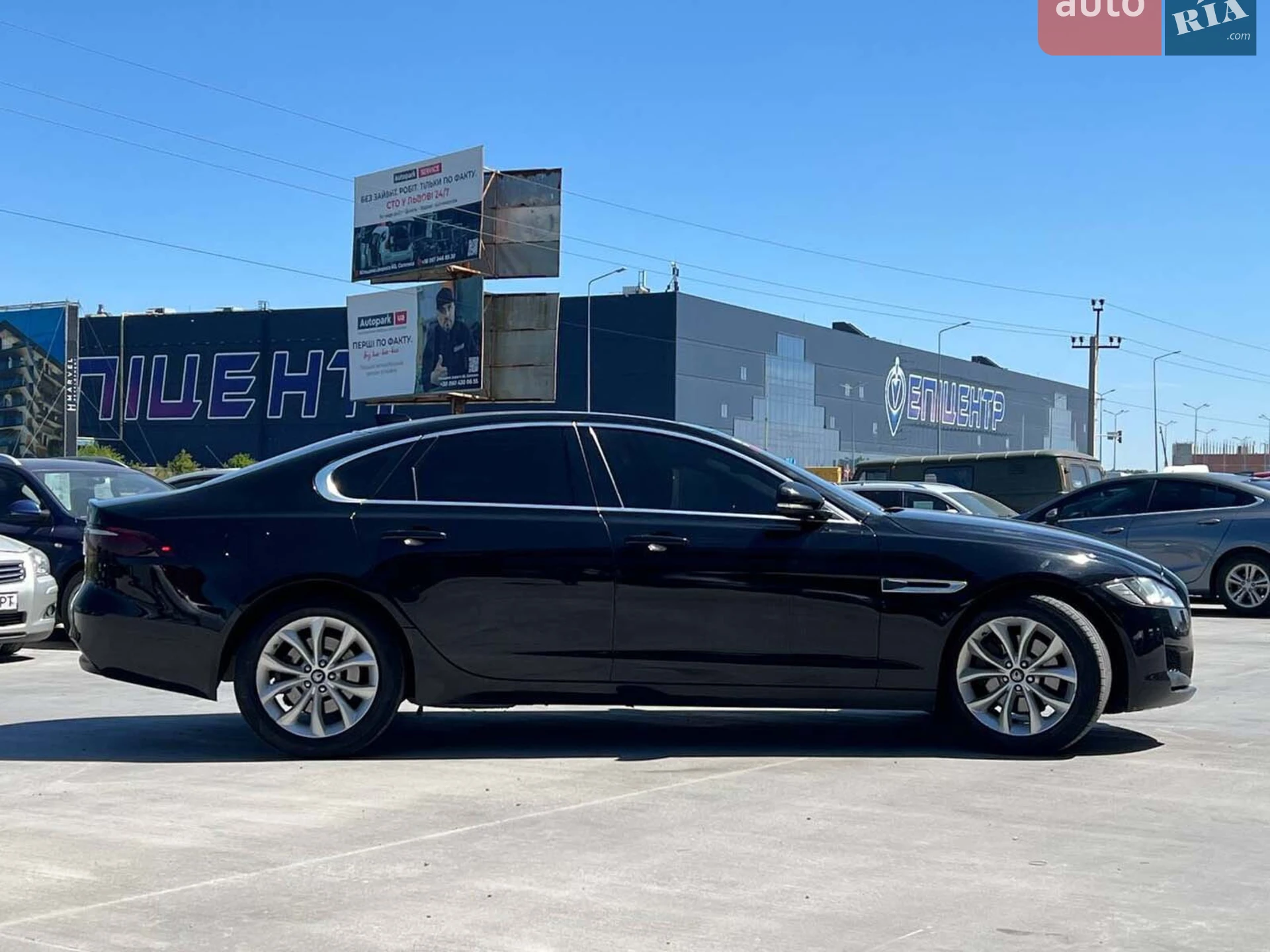 2016 Jaguar XF - мініатюра 10