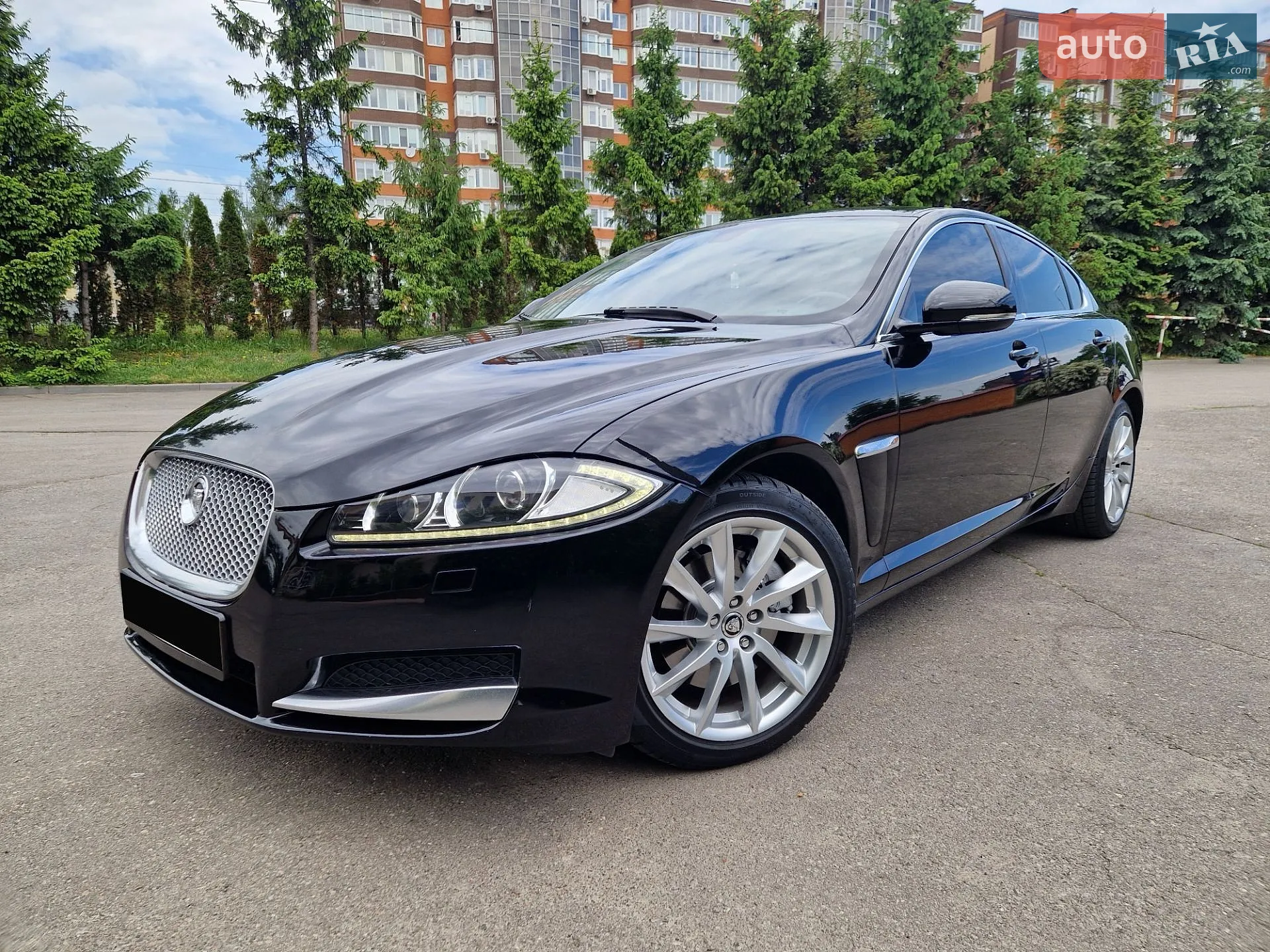 2012 Jaguar XF - мініатюра 2
