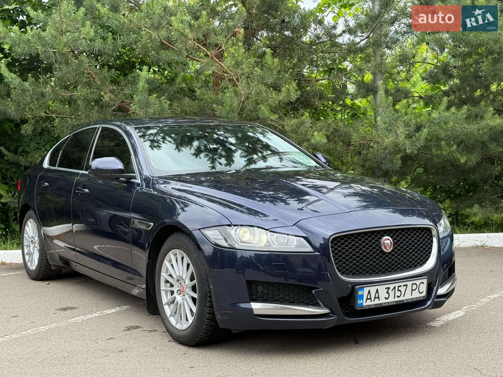 2016 Jaguar XF - мініатюра 2
