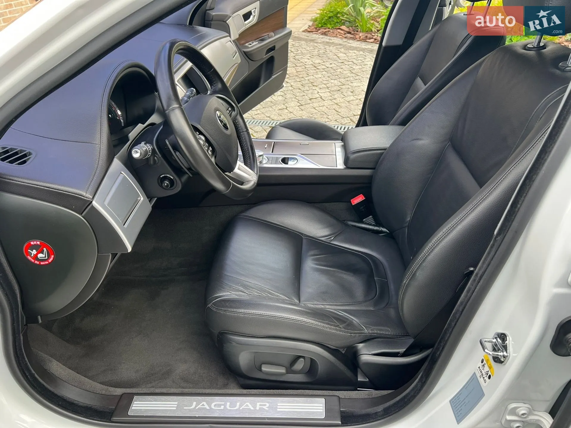 2014 Jaguar XF - мініатюра 30