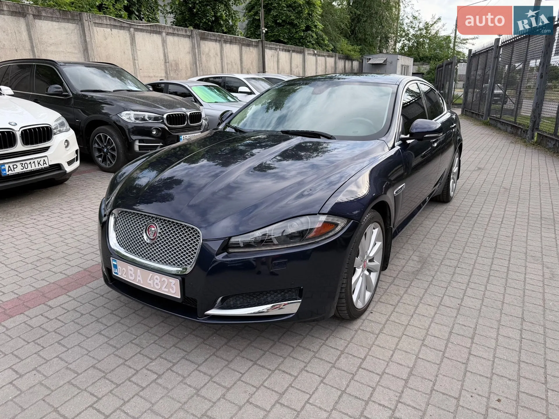 2013 Jaguar XF - мініатюра 3
