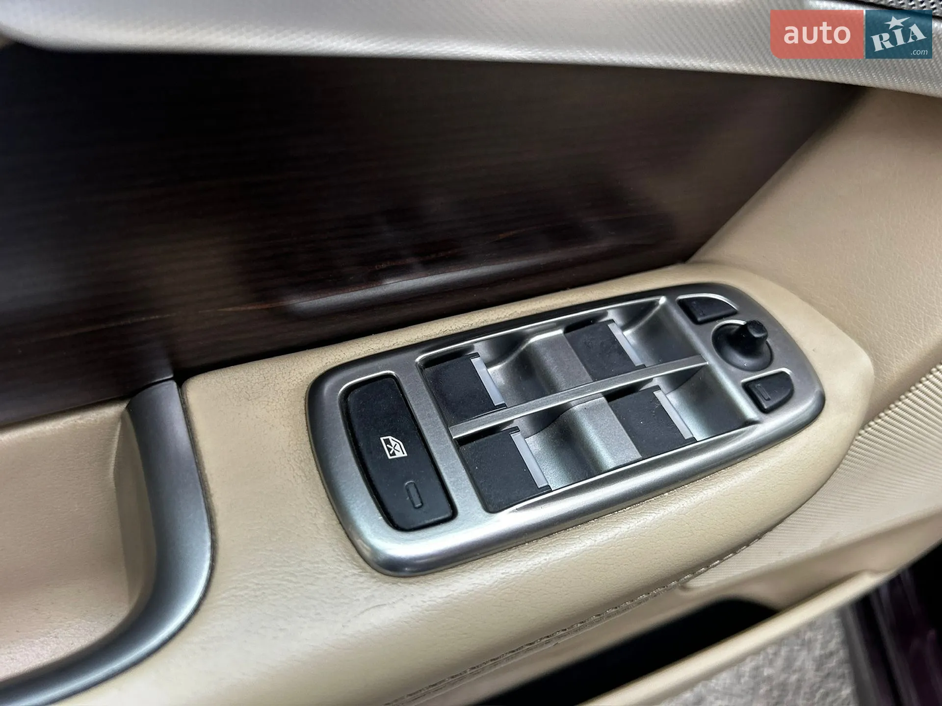 2012 Jaguar XF - мініатюра 34