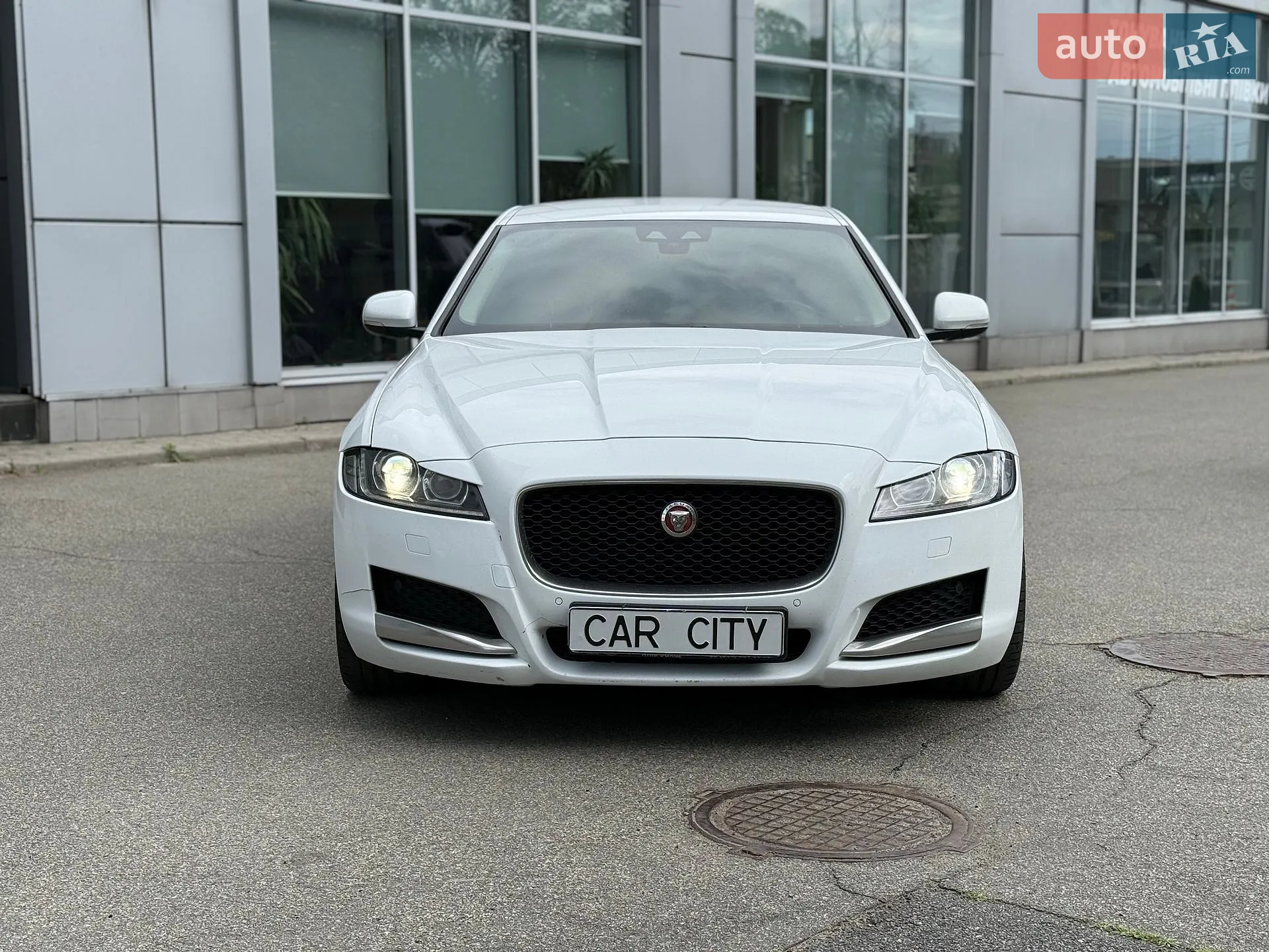 2016 Jaguar XF - мініатюра 7