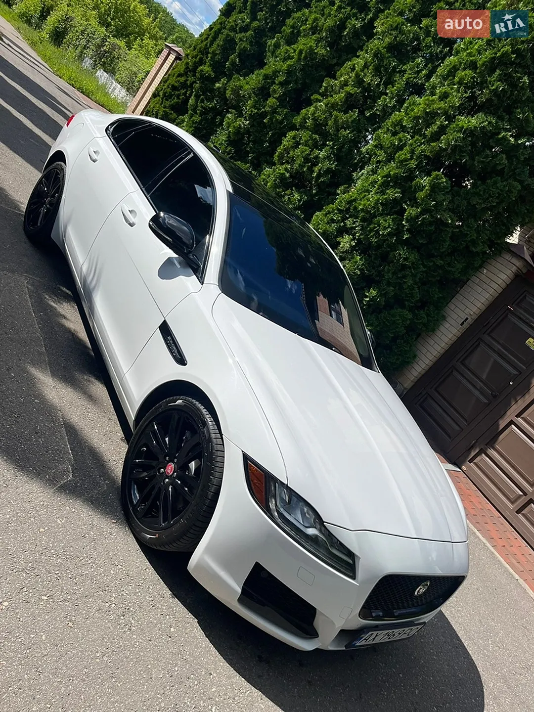 2016 Jaguar XF - мініатюра 10