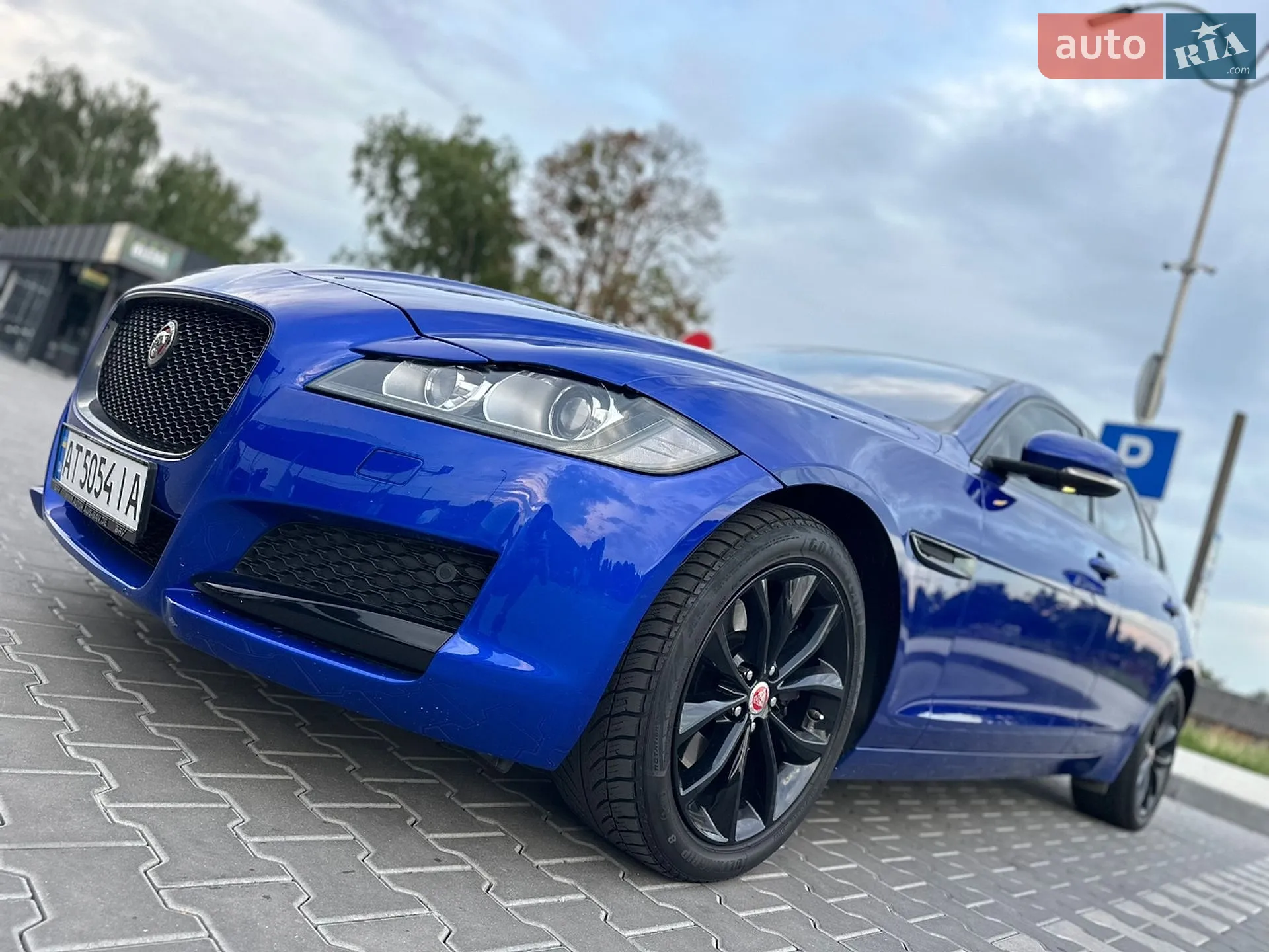 2016 Jaguar XF - мініатюра 4
