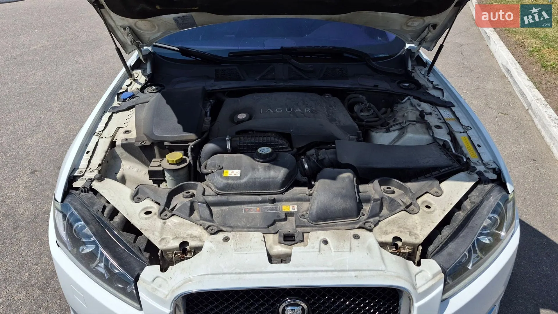 2012 Jaguar XF - мініатюра 9