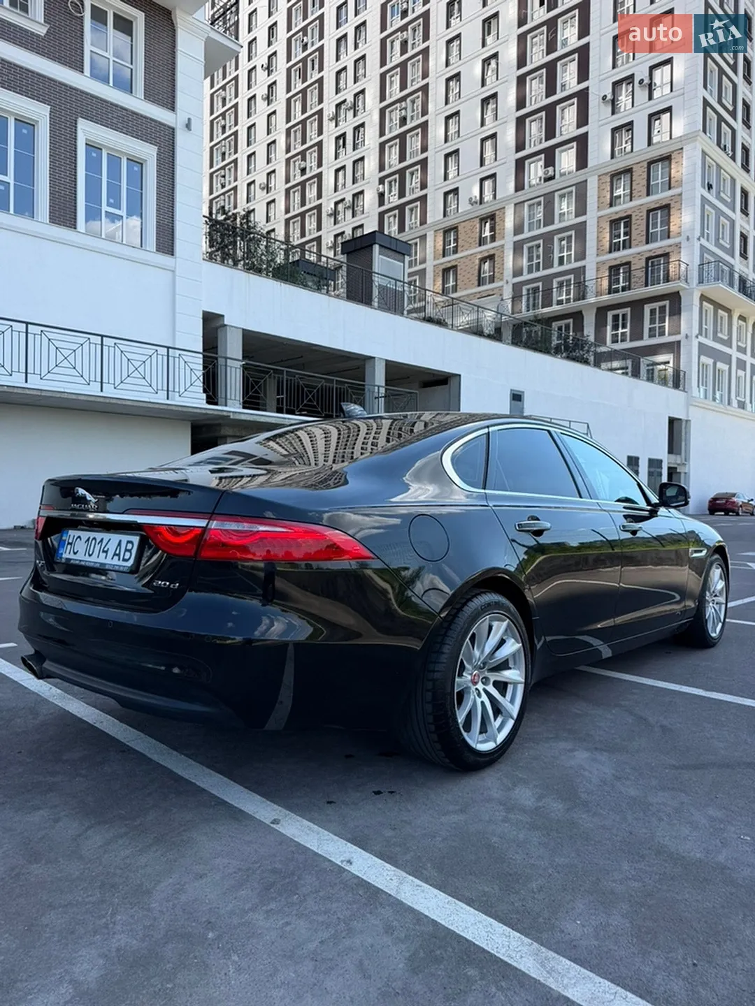 2016 Jaguar XF - мініатюра 5