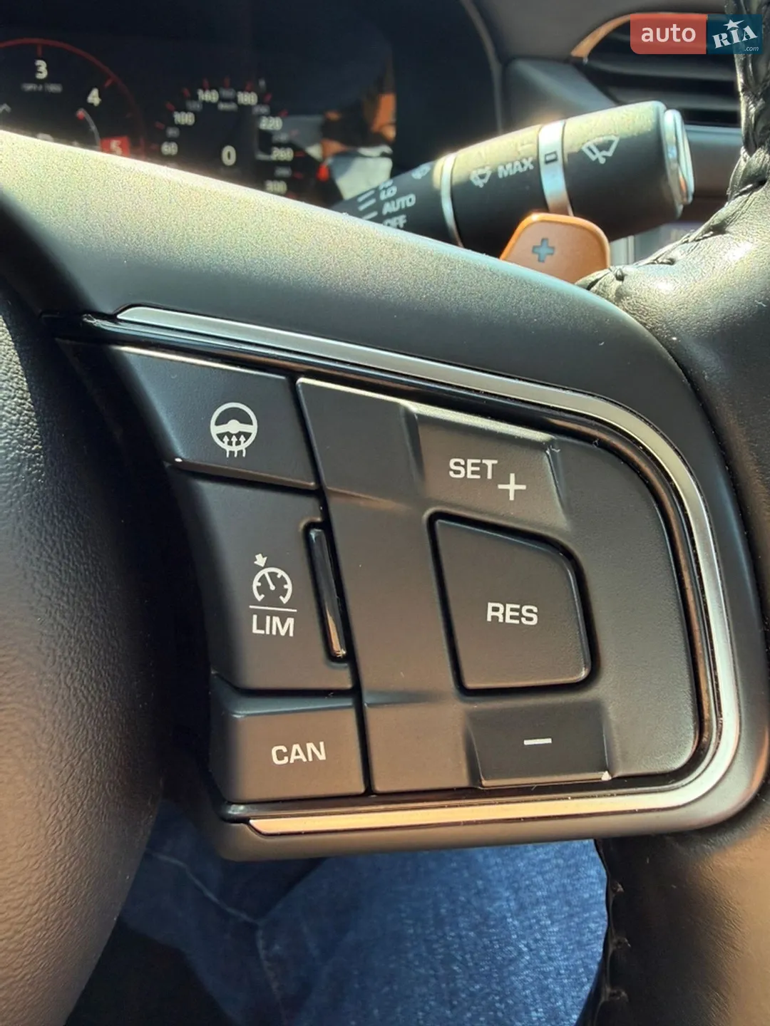 2016 Jaguar XF - мініатюра 25