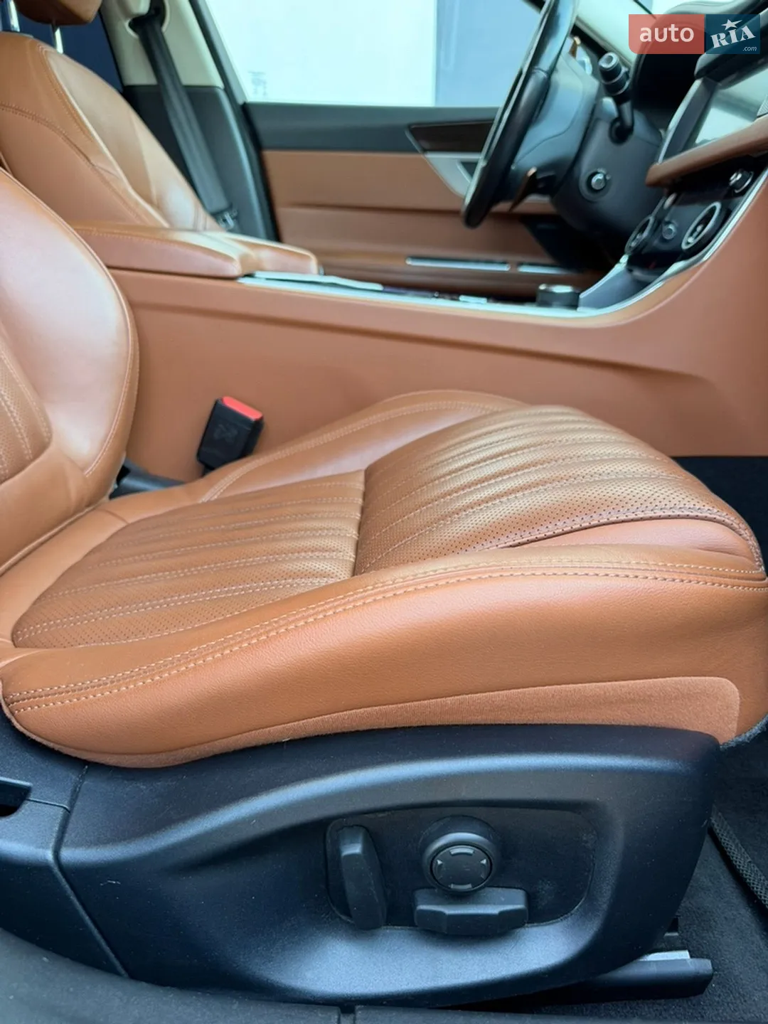 2016 Jaguar XF - мініатюра 35