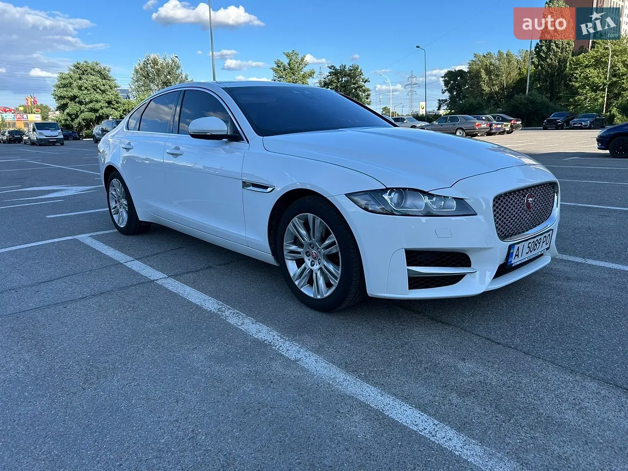2016 Jaguar XF - мініатюра 39