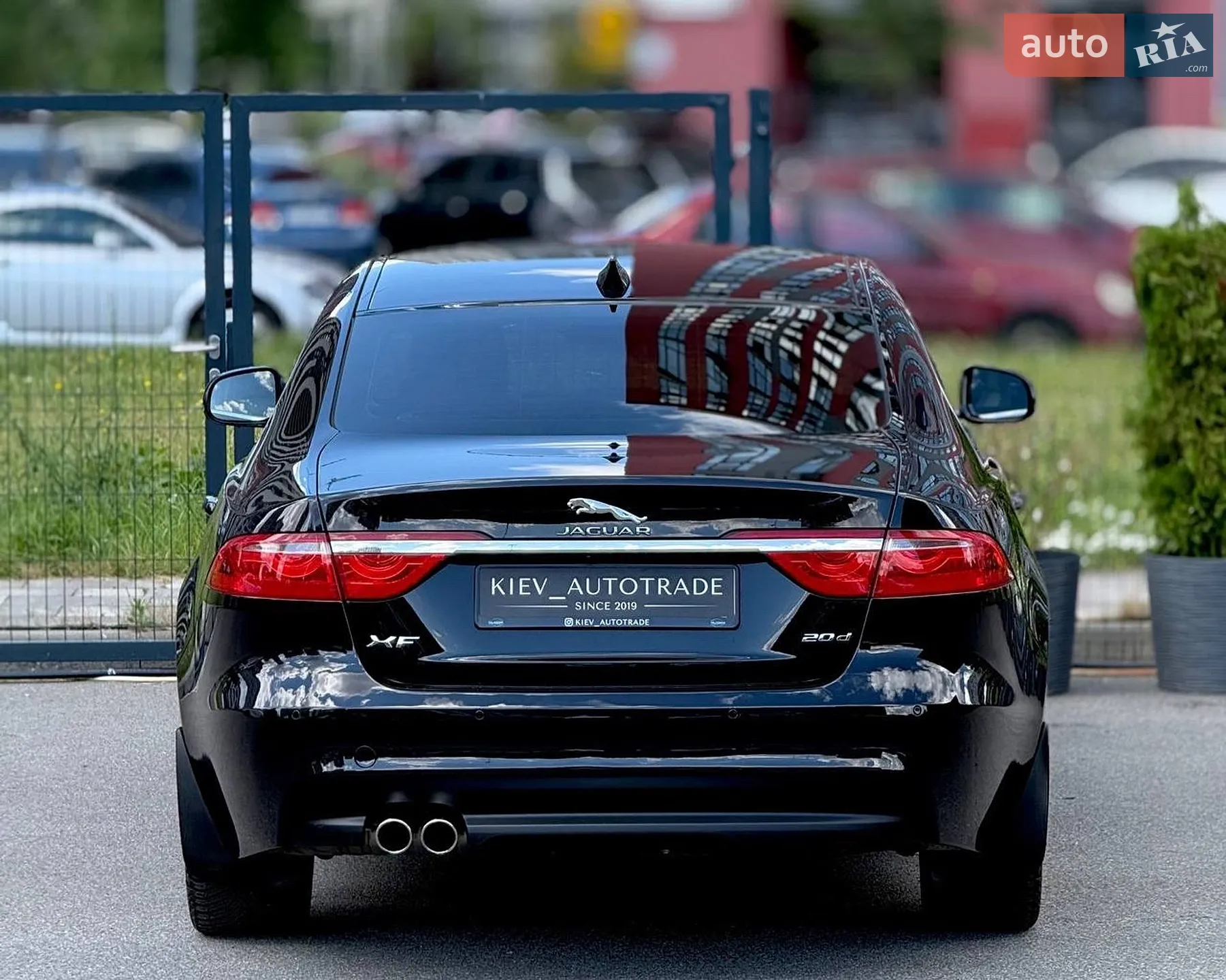 2016 Jaguar XF - мініатюра 15
