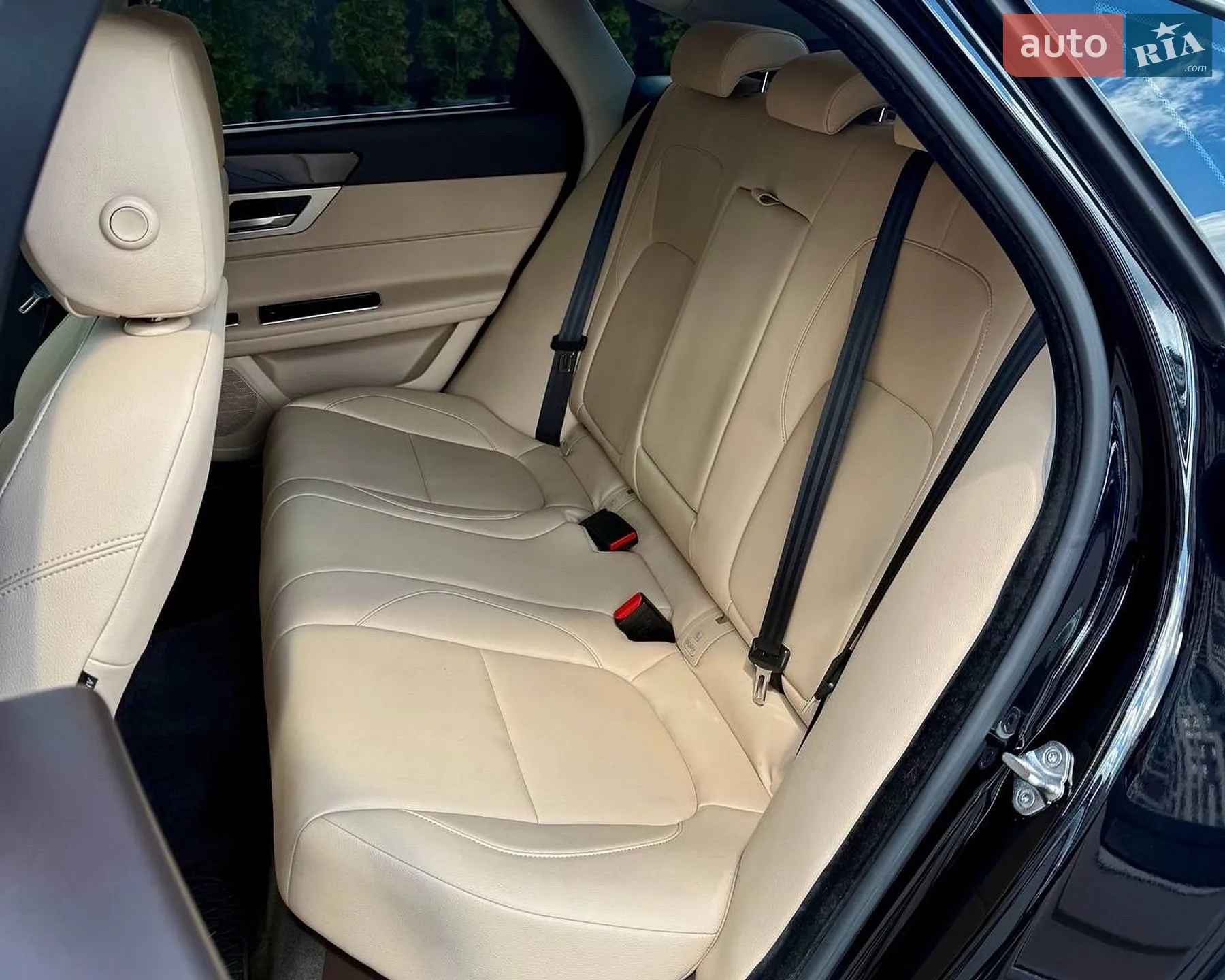 2016 Jaguar XF - мініатюра 25
