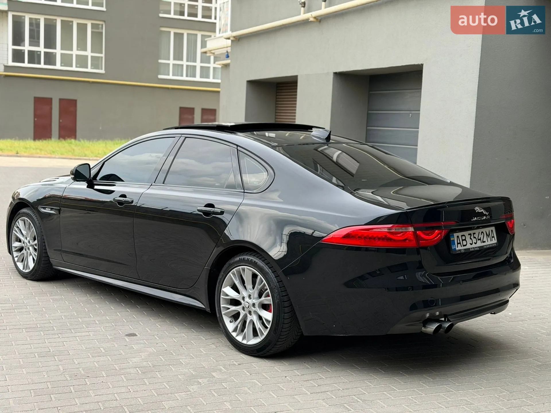 2016 Jaguar XF - мініатюра 20