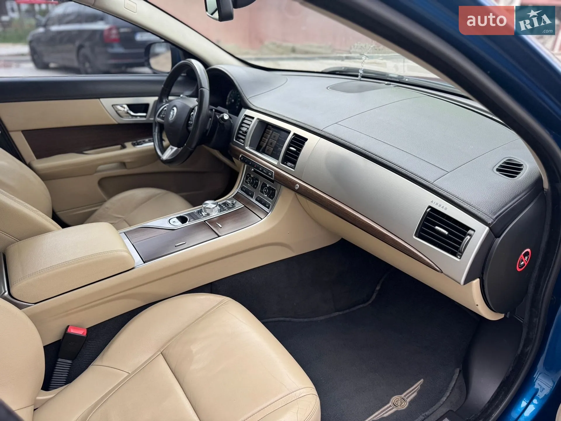2013 Jaguar XF - мініатюра 14