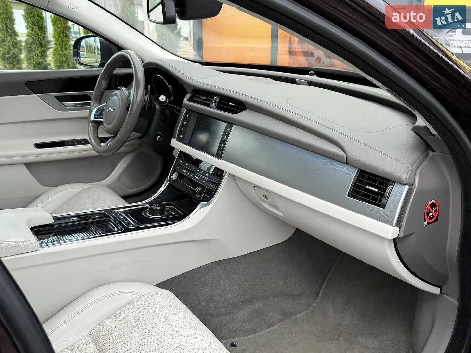 2018 Jaguar XF - мініатюра 29