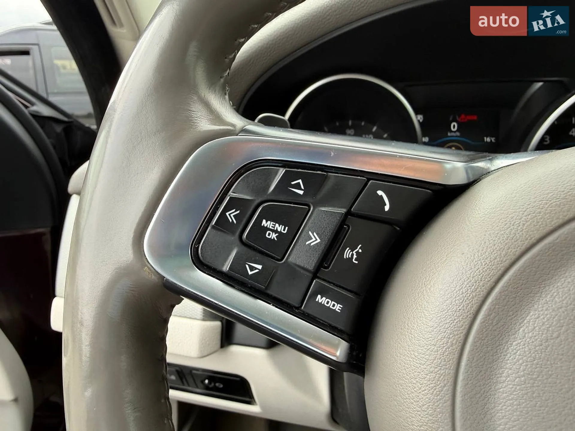 2018 Jaguar XF - мініатюра 54