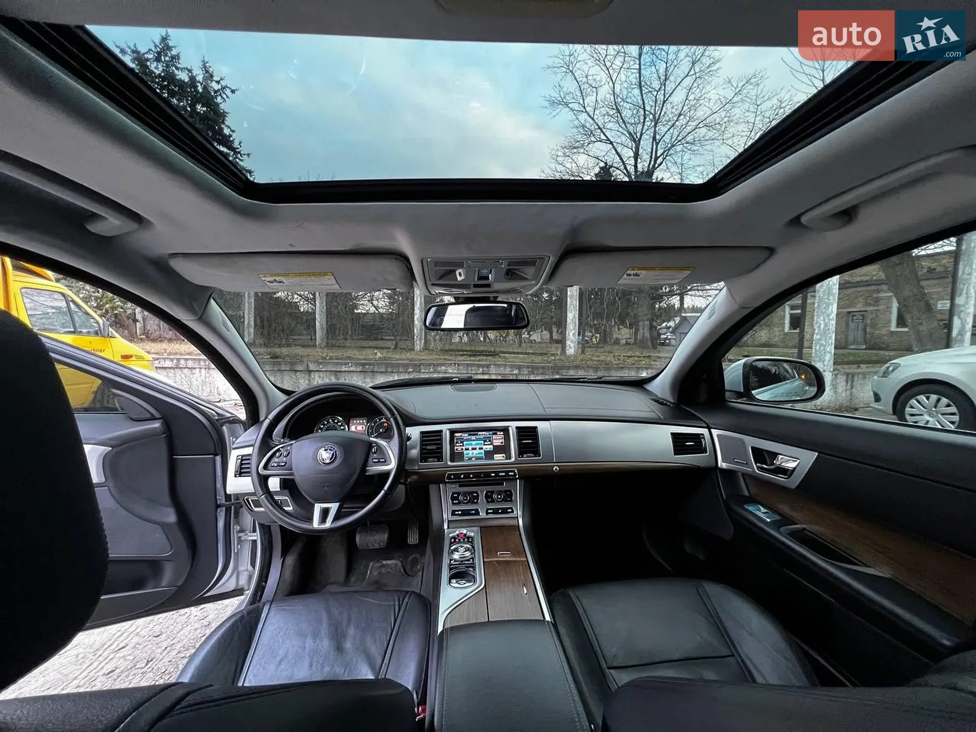 2014 Jaguar XF - мініатюра 31