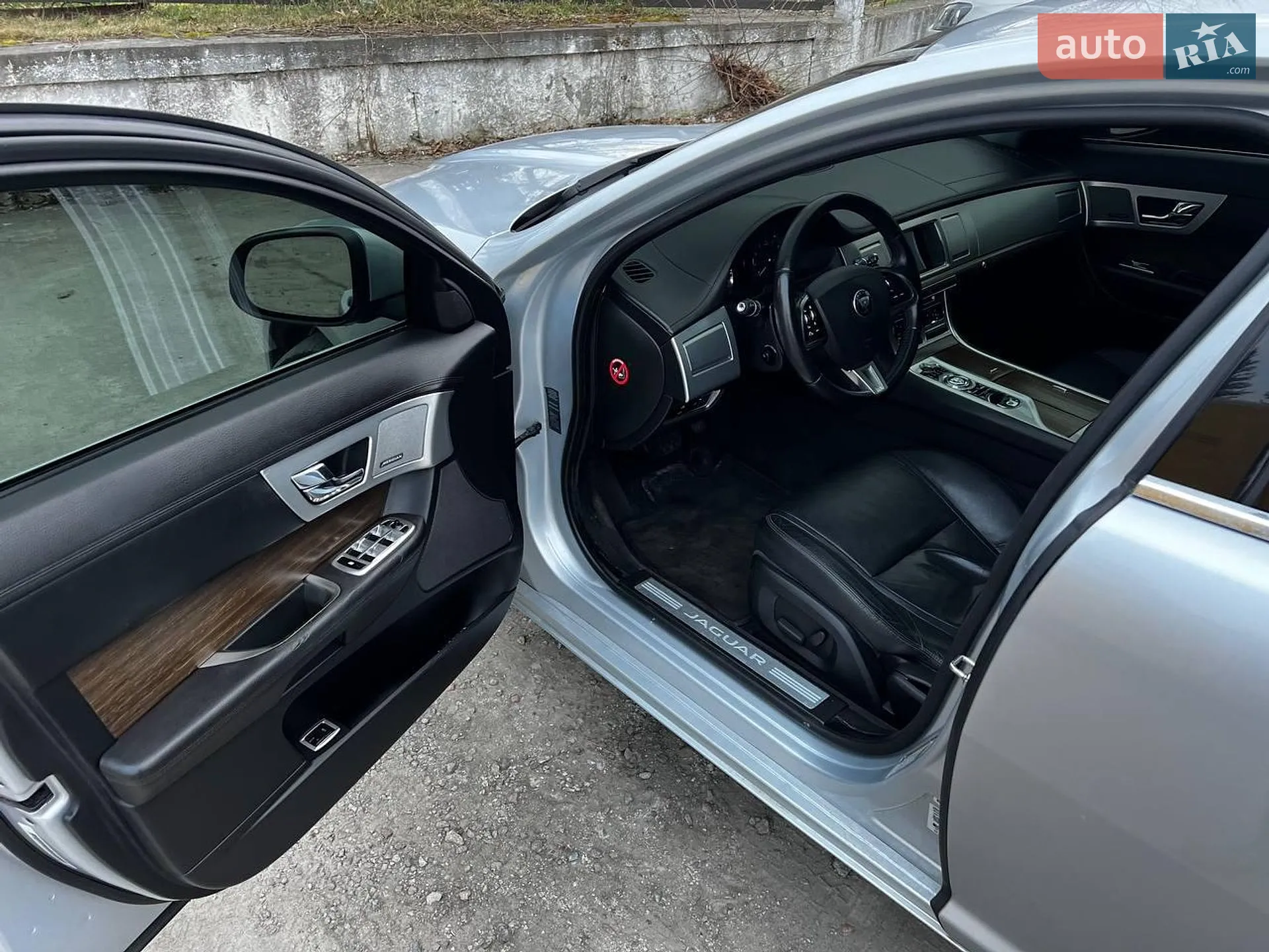2014 Jaguar XF - мініатюра 35