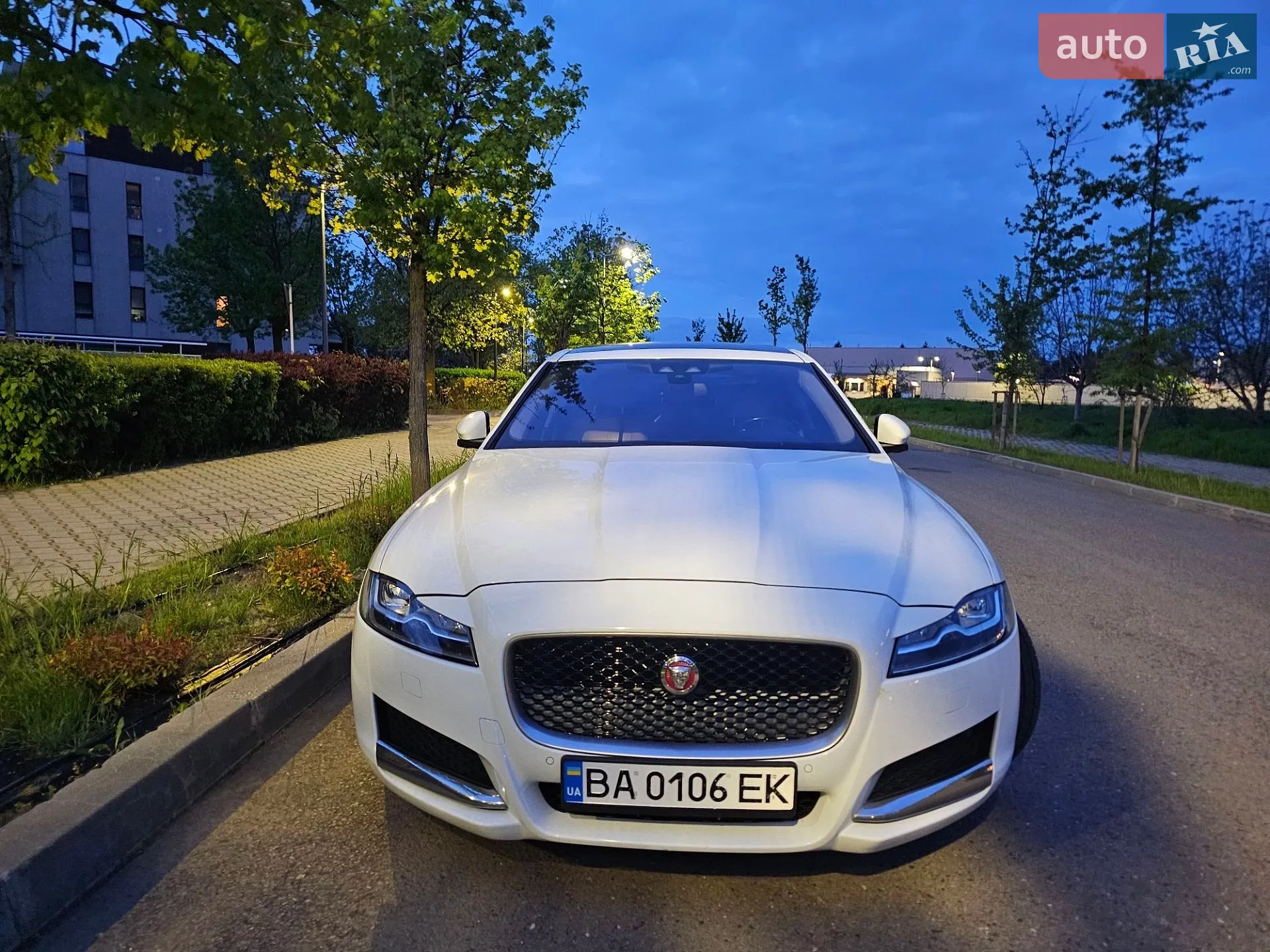 2016 Jaguar XF - мініатюра 11